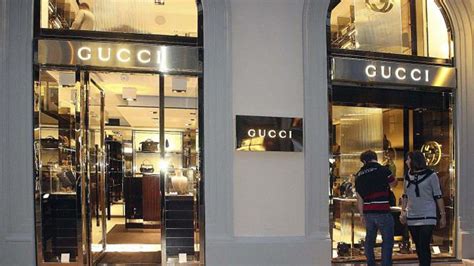 gucci negozio brescia|Brescia: aperto il nuovo Gucci Store.